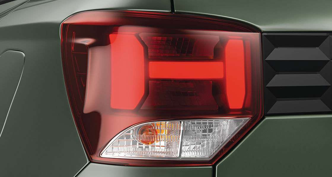 Signature-H-LED-tail-lamps