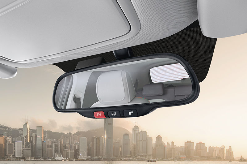 ECM-mirror-with-telematics-switches