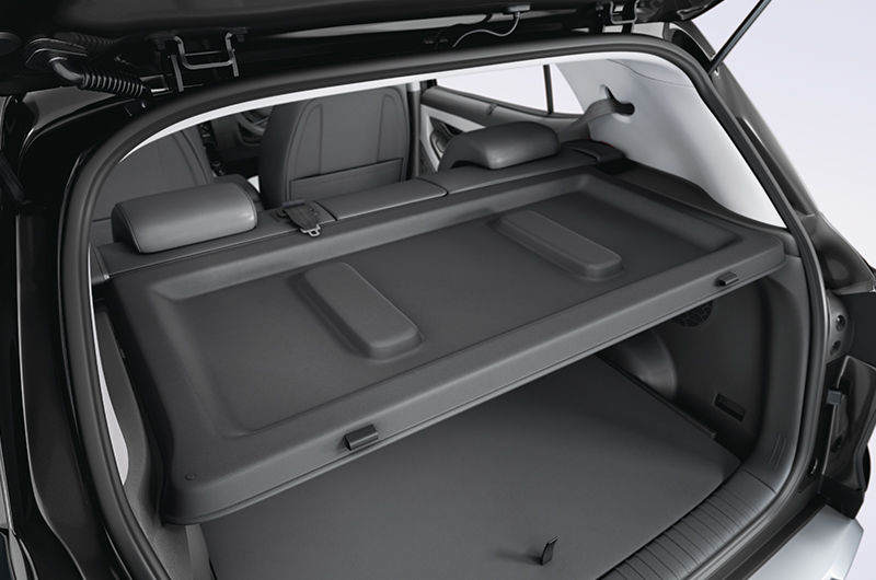 Rear-parcel-tray