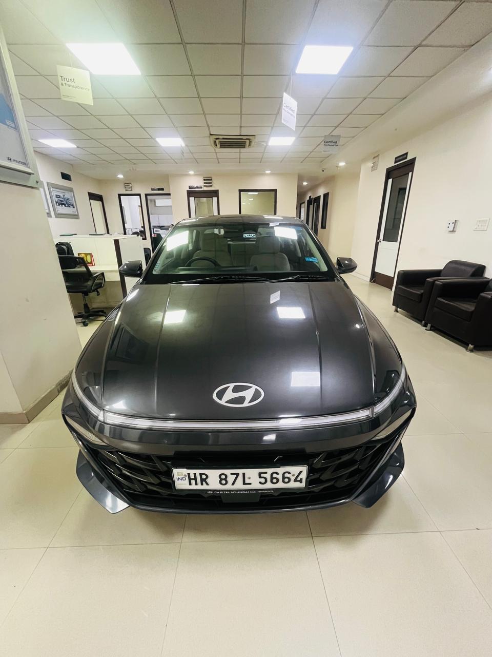 VERNA 1.5 MPi iVT SX(O)